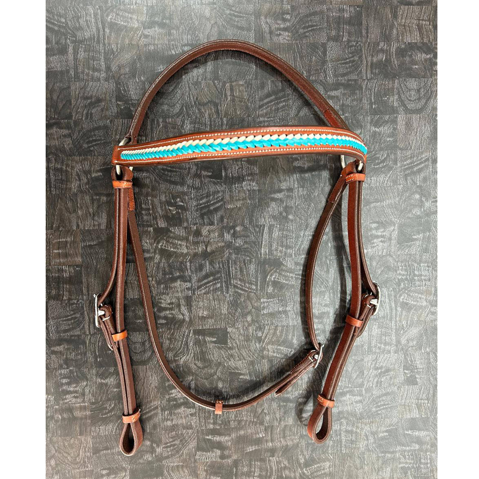 สีน้ำตาล