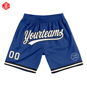 Short de basket-ball d'été de base de 5 pouces d'entrejambe de style de rue pour hommes Design en maille solide Deux poches profondes à l'ourlet latéral Logo personnalisé - Product Image 4