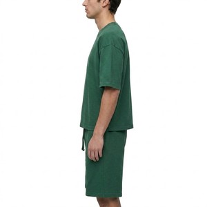 Conjunto de Verano Premium para Hombre, Talla Grande, Color Verde Bosque, Camiseta de Cuello Redondo de Corte Holgado con Pantalones Cortos Deportivos con Cordón - Product Image 6