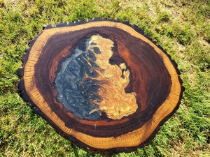 Eclipse Resin Wood Slice <b>Coffee</b> <b>Table</b> – Handcrafted Live Edge Tree Ring <b>Table</b> with Black & Gold <b>Epoxy</b> Live Edge Wood Slice <b>Table</b> - Product Image 3