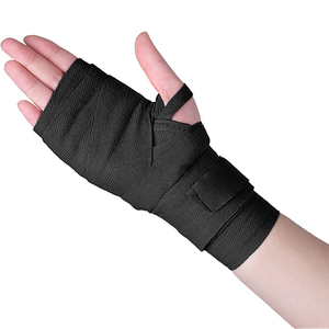 Bandages de boxe personnalisés pour l'entraînement et la protection - Product Image 1