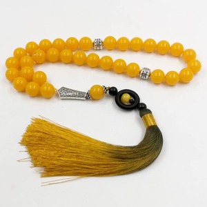 Perles de prière en résine faites à la main avec pompon, décoration religieuse bouddhiste et islamique, perles rondes jaunes avec accent argenté - Product Image 3