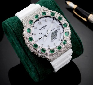 Montre de luxe émeraude sertie de pierres pour homme, bijoux hip-hop, bracelet blanc en moissanite, montre entièrement pavée - Product Image 2