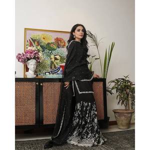 Top-Ensemble Plazzo et Dupatta avec broderie lourde Taille XL pour un look de fête - Product Image 3