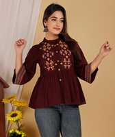 Atasan Peplum Bordir Maroon Premium Wanita, Tunik Etnik Kasual Dengan Kancing Depan Dan Ujung Bawah Melebar Untuk Dipadukan Dengan Jeans