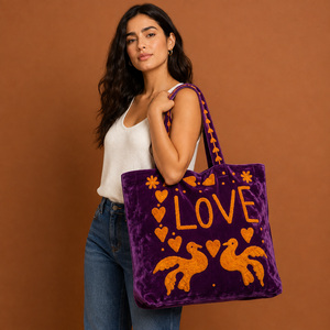 Bolso de mano de terciopelo de lujo para mujer, bolso de hombro de gran capacidad, bolso de moda acolchado suave, ecológico, ligero, para otoño e invierno - Product Image 4