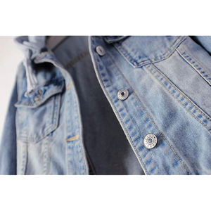 Veste en jean décontractée pour femme, doublée polaire chaude, effet délavé, collection printemps - Product Image 4