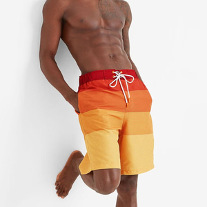 Shorts de sport pour hommes, imprimés sur le devant, taille haute, avec cordon de serrage, respirants, pour l'entraînement, la course et la gym - Product Image 1