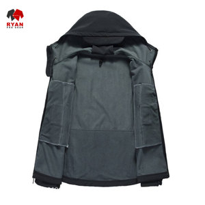 Chaqueta Softshell de Diseño Personalizado Ryan Pro Gear para Hombre con Cierre de Cremallera y Diseño de Bolsillo con Logotipo Personalizado - Product Image 3