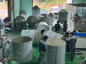 Tanque de Polipropileno de 8000L con Fondo Cónico, Recipiente a Presión para Procesos Químicos, Personalizable, Resistente a Químicos, Alta Durabilidad - Product Image 1