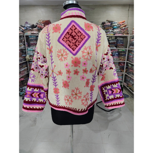 Veste en polaire brodée à la main pour femme, col mandarin, manches longues, style ethnique, fermeture éclair, cadeau pour elle - Product Image 6