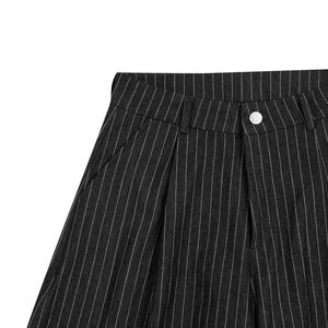 OEM 2026 Custom Wide-Leg Relaxed Fit Low-Rise Waist Detail Wholesale Cotton Summer Shorts Black Pleated Pinstripe Shorts for <b>Men</b> - Product Image 2