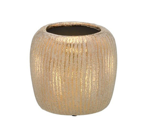 Florero de Aluminio Premium con Diseño Moderno para Decoración de Interiores de Alta Gama - Product Image 2
