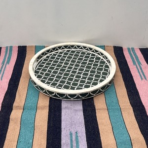 Plateau de service et de rangement moderne en bois artisanal de qualité supérieure à compartiment unique - Product Image 2