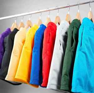 Shorts en maille 100 % polyester pour hommes, respirants, pour la gym, le sport et le fitness estival, personnalisables, vente en gros - Product Image 4