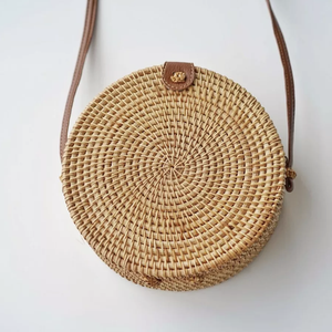 Bolso Redondo de Ratán Natural, Hecho en Vietnam, para Uso Diario, Playa, Viajes y Moda - Product Image 6