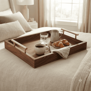 Plateau de service en bois artisanal avec poignées métalliques, grand plateau pour le petit-déjeuner, le café, le thé, la nourriture, décoration de table pour la maison, le restaurant, l'hôtel - Product Image 3