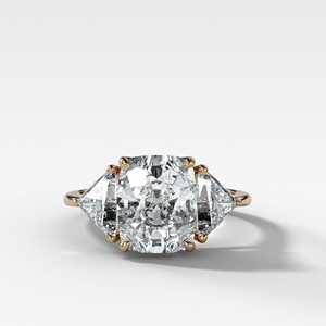 Bague de fiançailles à trois pierres en or massif 14K 18K, taille triligne et coussin, pierres de laboratoire serties à griffes, trilogie, pour anniversaire et mariage, bijoux fins - Product Image 1