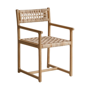 La chaise de salle à manger Othonoi a un cadre en teck et un siège en rotin tressé, couleur bois naturel, pour une utilisation en intérieur. - Product Image 1