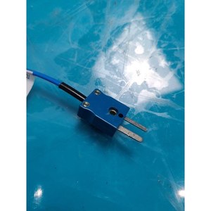 Sonde thermocouple de type K TOHO NT333, utilisée comme pièce détachée pour équipement semi-conducteur d'époque - Product Image 2