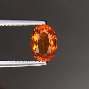 Ópalo de Fuego Rojo Natural de México, Gema Suelta de Alta Calidad, Color Brillante para Joyería Fina, Piedra Rara - Product Image 3