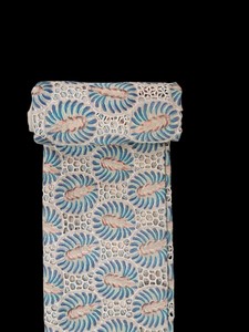 Tela de Encaje de Algodón Multicolor de Alta Calidad - Diseño de Medallón Azul Turquesa y Rosa Salmón para Chalecos y Vestidos de Diseñador - Product Image 2