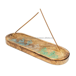 Soporte de incienso de madera en forma de barco de alta calidad con grabado floral Ideal para meditación, relajación y decoración del hogar a los mejores precios - Product Image 6