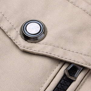Chaqueta Bomber Caqui para Hombre, Cuello Alto Informal, Cierre de Cremallera, Mezcla de Poliéster y Algodón, Corte Ajustado, para Otoño - Product Image 6