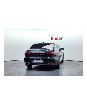 Hyundai Grandeur Premium Choice 2021/3, 162.918 km, Volante a la Izquierda, Caja de Cambios Automática, Asientos de Cuero, Cámara Trasera - Product Image 4