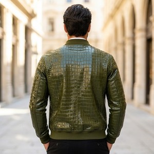 Blouson Bomber en Cuir Gaufré de Luxe pour Homme LEATHER SPOT – Véritable Cuir de Mouton Fait Main, Coupe Personnalisée, Décontracté pour l'Été - Product Image 3