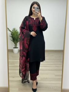 Conjunto de Kurta, Palazzo y Dupatta Bordados en Negro, Marrón y Rojo Ruginoso, Ropa Étnica India y Pakistaní - Product Image 1