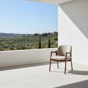 เก้าอี้ทานอาหารกลางแจ้ง Saloka ทำจากไม้สักแท้ พร้อมเบาะรองนั่ง ดีไซน์ทันสมัยเรียบง่าย เหมาะสำหรับห้องรับประทานอาหารและห้องนั่งเล่น - Product Image 3