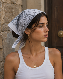 Bandana en coton blanc pour hommes et femmes, foulard unisexe à motif paisley pour le streetwear quotidien, les voyages, les festivals et les usages quotidiens ! - Product Image 5