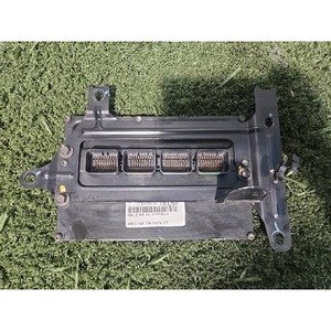 Calculateurs et modules informatiques d'occasion pour PT Cruiser P05187761AA - Product Image 1