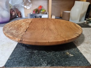 Assiette ronde en bois de mangue, finition naturelle, pour servir dans les restaurants et les hôtels - Product Image 4