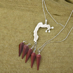 Péndulo de jaspe rojo facetado natural, arte de radiestesia de cristal Reiki pulido para Feng Shui, artesanía de piedra semipreciosa religiosa - Product Image 1