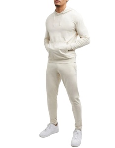 Conjuntos de Jogger con logotipo bordado personalizado para hombre, ropa de entrenamiento de tela de algodón suave transpirable, chándal de lana ecológico para el verano - Product Image 1