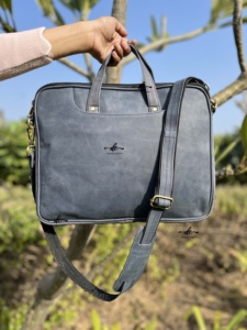 Nouveau design de sac à bandoulière en cuir véritable Offre Spéciale multi-usages sac unisexe en cuir de haute qualité - Product Image 4