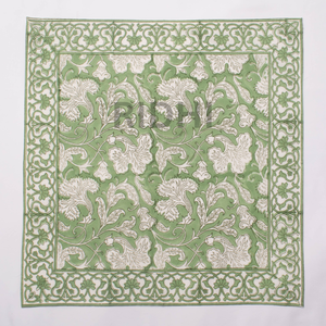 Serviettes en coton vert sauge faites à la main avec bordure imprimée de motifs floraux, linge de table réutilisable écologique, pour les dîners de fête et de mariage - Product Image 1