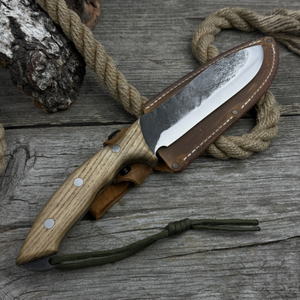 Cuchillo de Caza LEGACY BLADES Hecho a Mano con Hoja de Acero al Carbono, Mango de Madera, Hoja de Punta Caída, Borde Recto, Funda de Cuero, para Uso en Exteriores - Product Image 2