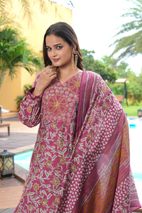 Trendy Fashion Pink Cotton Silk <b>Kurtis</b> for Office and Regular Wear at Wholesale Price Casual Dresses Kurti Set - Product Image 3