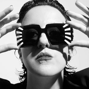 New Striped Square <b>Large</b> <b>Frame</b> Sunglasses Female Trend FashionStreet Sun Glasses - Product Image 2