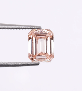 เพชรทรงเรขาคณิต 1.75 กะรัต สีแชมเปญ เพาะเลี้ยงในห้องปฏิบัติการ สำหรับทำเครื่องประดับ เพชรเม็ดเดี่ยวสีแฟนซี ผู้ผลิตเพชรเม็ดเดี่ยวสีมรกตจากอินเดีย - Product Image 2