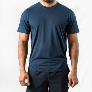 T-shirts de sport pour hommes respirants et ajustés avec logo personnalisé - Polyester/coton, séchage rapide et écologiques, en stock - Product Image 1