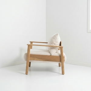 Fauteuil lounge en teck massif, style Japandi, fauteuil d'appoint individuel avec coussin crème pour hôtel, salon, balcon, meubles de salon - Product Image 4