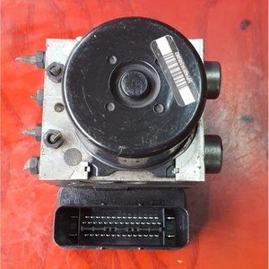 Piezas de automóvil usadas compatibles con Hyundai Mando ESC EPB Módulo de bomba hidráulica 58920-3M200 H03 JP Piezas de automóvil coreanas usadas - Product Image 2