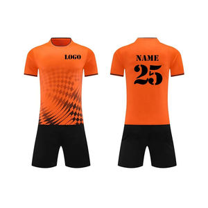 Ensemble de maillot de football personnalisé sublimé, imprimé à carreaux orange et noir, tissu respirant, manches courtes, uniforme pour homme adulte - Product Image 1