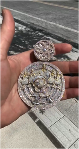 CONCEPTION Colgante Redondo Chapado en Oro y Rodio con Letra, Collar Personalizado para Fiesta Hip Hop, Joyería con Logotipo y Nombre Personalizados - Product Image 2