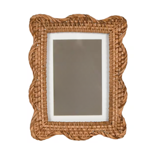 Customized Scalloped Natural Rattan Photo Frames, Natural <b>Vintage</b> Woven <b>Picture</b> Frame Table Top Decor Vietnam Wholesale - Product Image 2