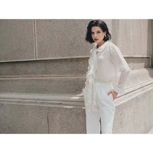 Super September Camisa de seda blanca de nuevo diseño de ENZO & LEO Marca local de Vietnam - Product Image 1